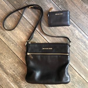 MICHAEL KORS
Riley Small Flat Leather Black Crossbody Bag & Leather Coin Purse